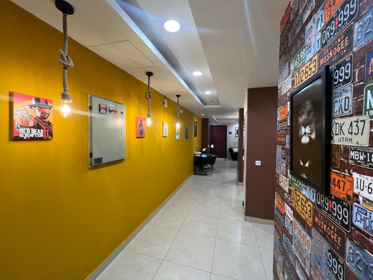 Sunset Luxury Gold Crest Mall Residency Лахор Екстериор снимка