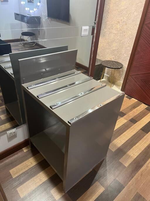 Sunset Luxury Gold Crest Mall Residency Лахор Екстериор снимка