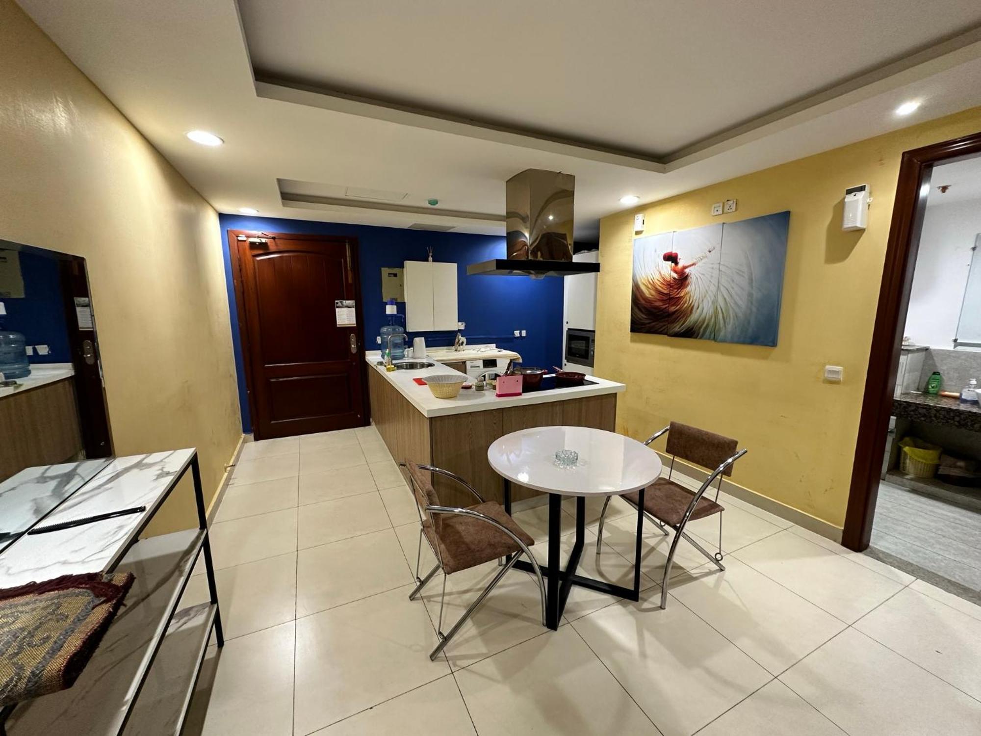 Sunset Luxury Gold Crest Mall Residency Лахор Екстериор снимка